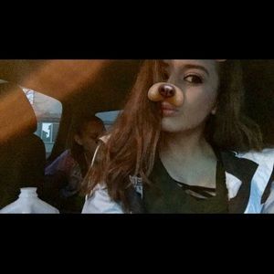 Meet your Posher, Elaina