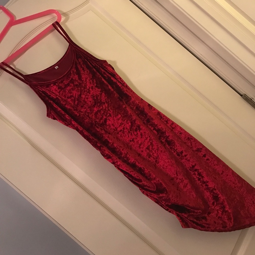 Red crushed velvet dress NWOT