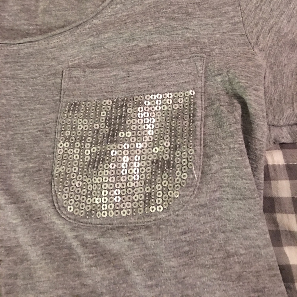 Top - Picture 2 of 2