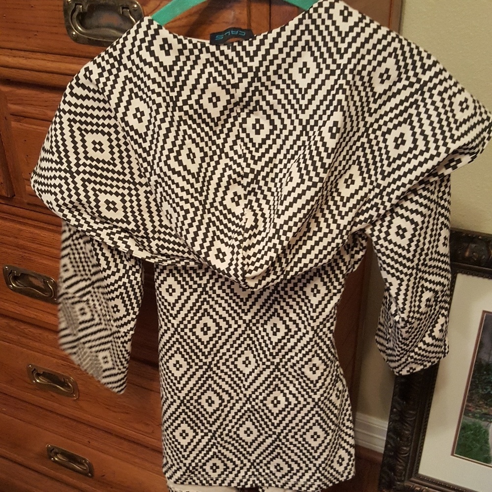 Hooded Wrap Jacket. - Picture 2 of 3