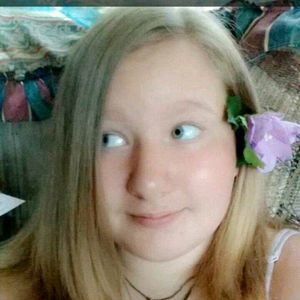 Meet your Posher, Mae