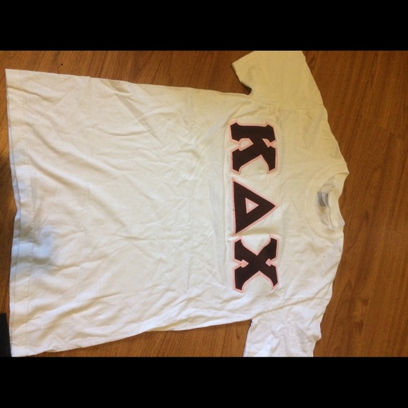 Tshirt - Picture 2 of 2