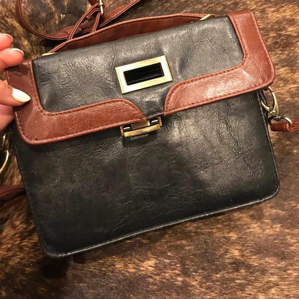 Vintage vibes cross body satchel