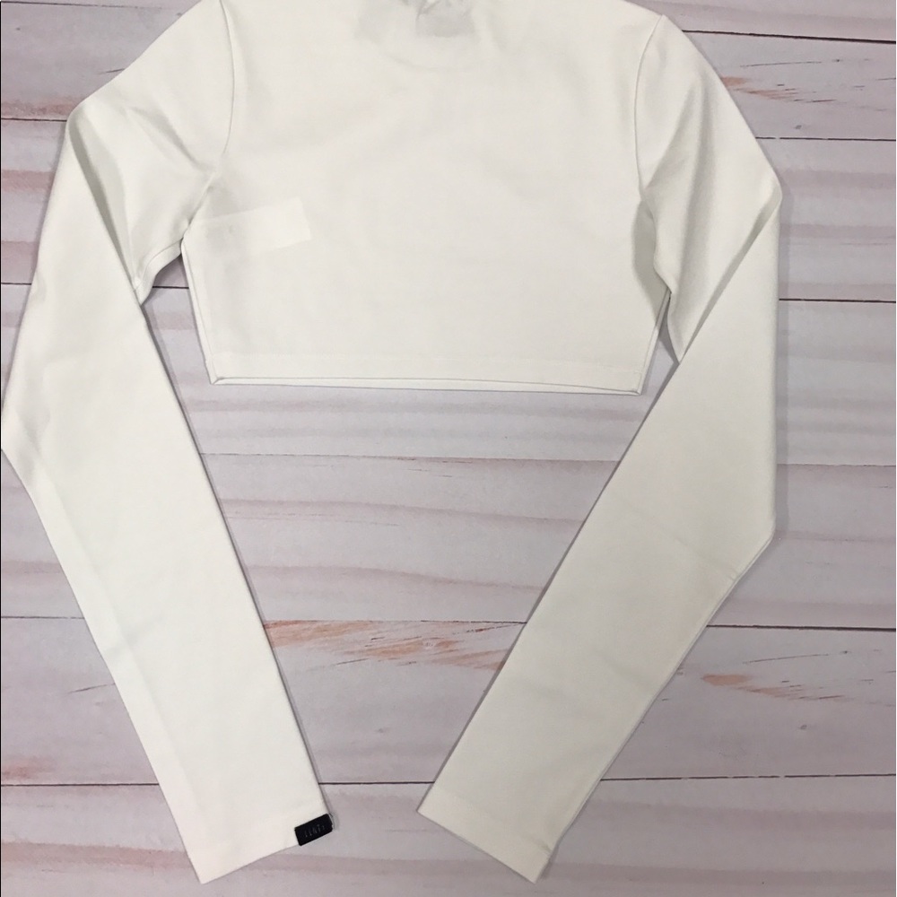 Puma X Fenty Rihanna Cropped Workout Top Size M - Picture 3 of 7