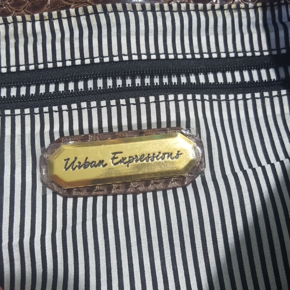 Vegan Leather Clutch (certified) - NWOT - Picture 4 of 8