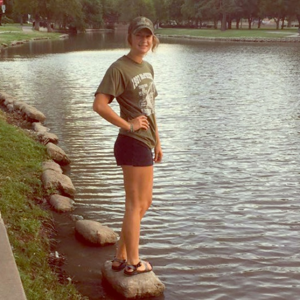 Meet your Posher, Tili