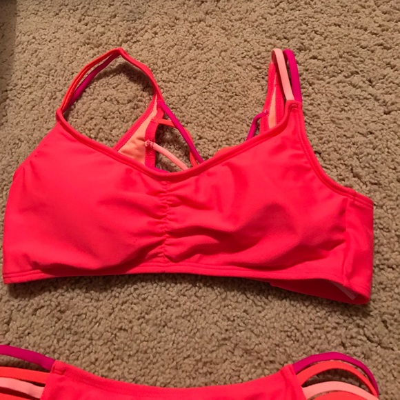 Swimsuit - Picture 2 of 3