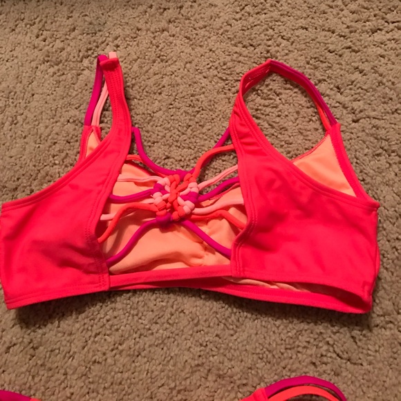 Swimsuit - Picture 3 of 3