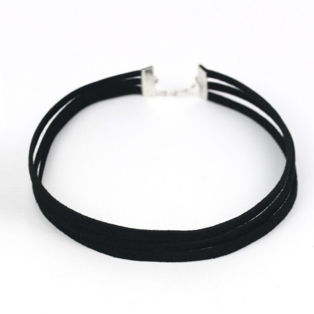 Triple strand choker