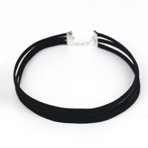 Triple strand choker