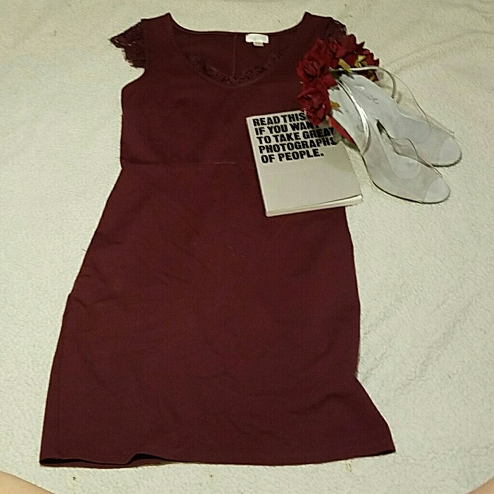 Fitted Short Dress (juniors)