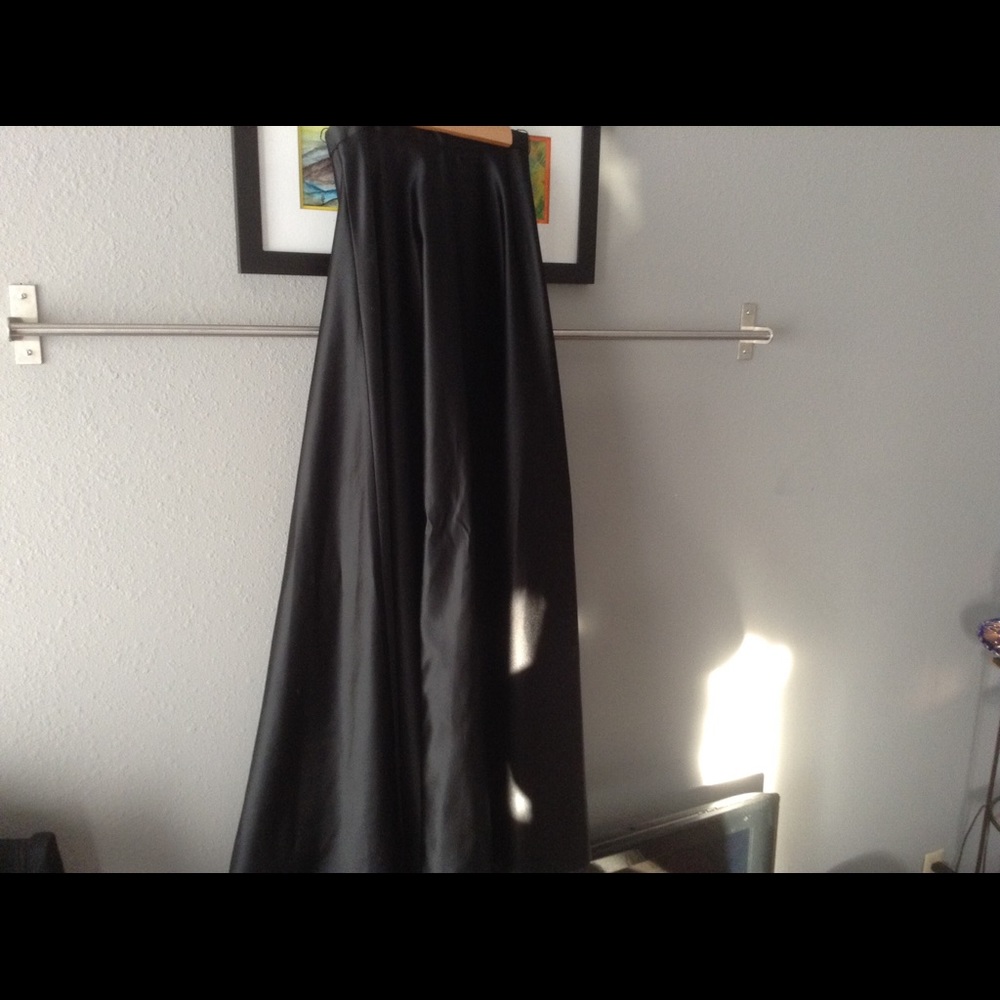 Formal satin skirt