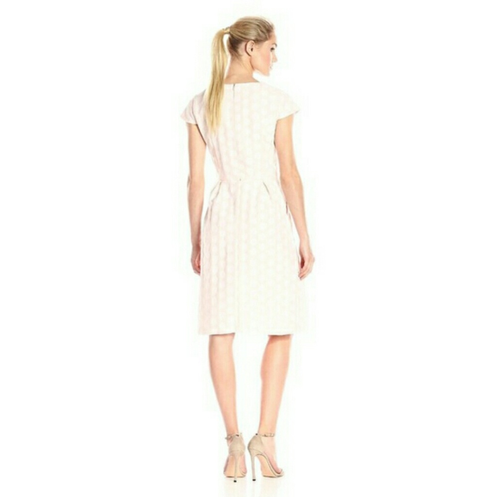 Helene Berman - Picture 2 of 6