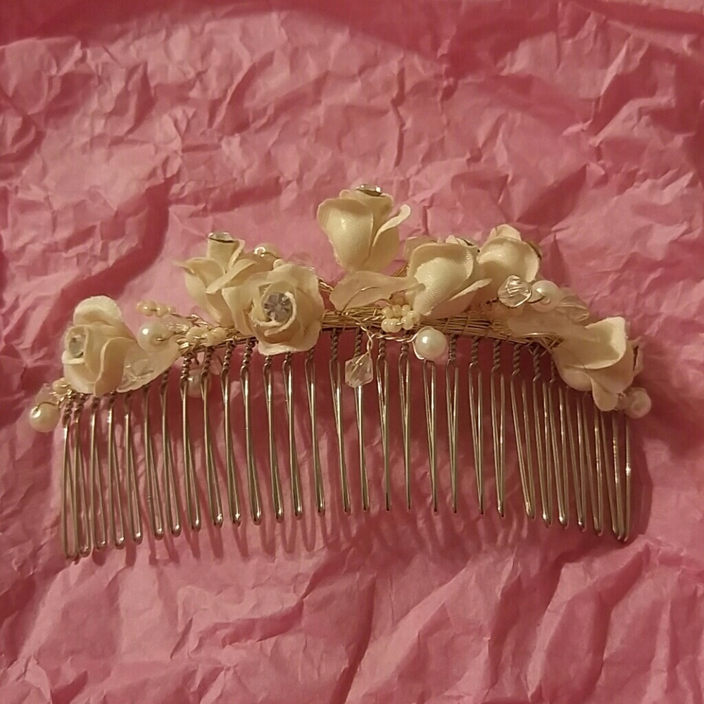 Bridal comb