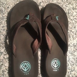 Reef brown cushion flip flop sandals