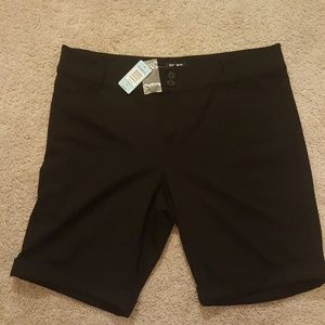 Black Short