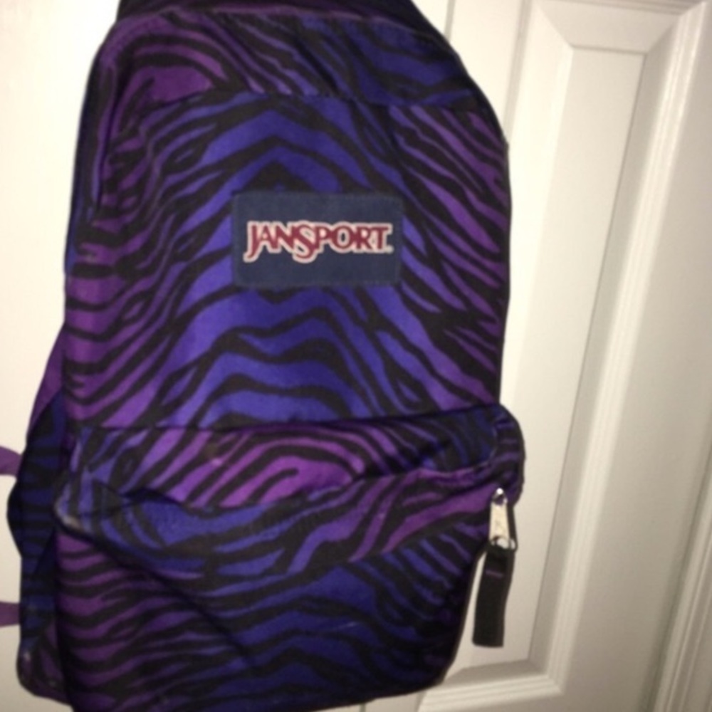 JANSPORT- PURPLE PRINT ZEBRA BACKPACK
