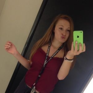 Meet your Posher, Angelina