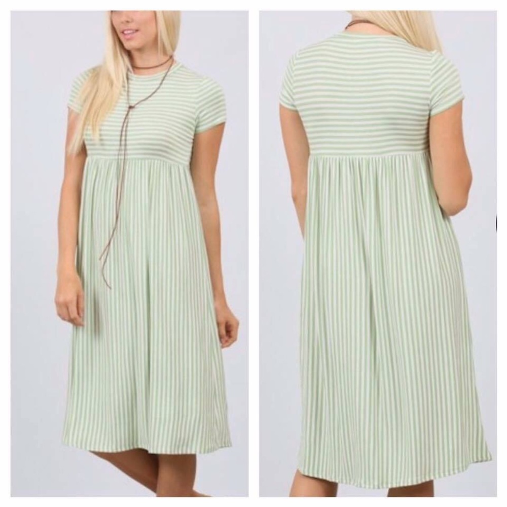 BRAND NEW midi dress!