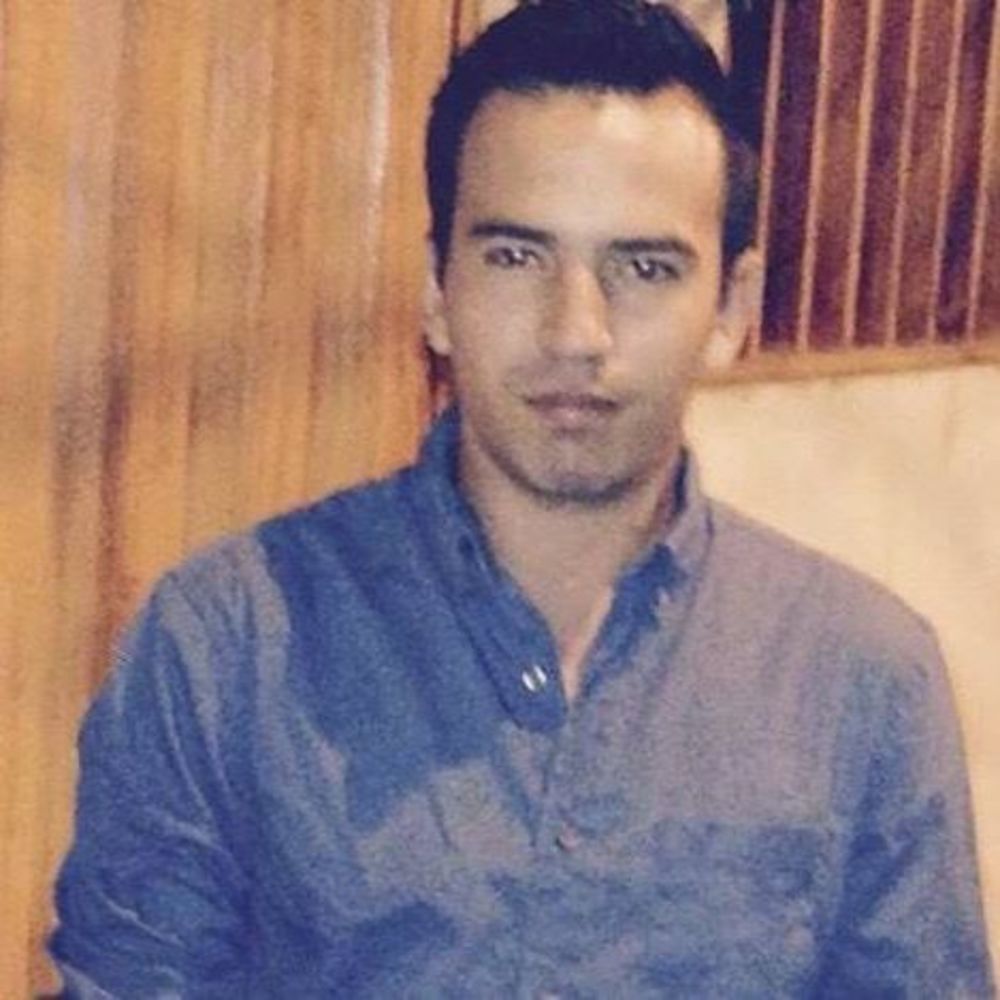 Meet your Posher, Carlos