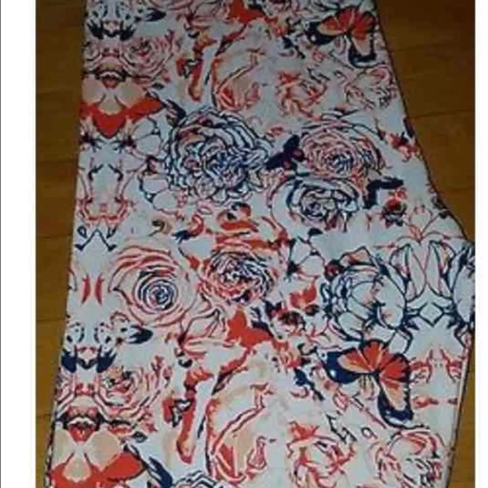 Lularoe tc vintage Disney Roses