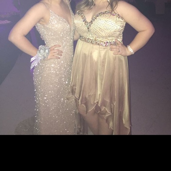 Prom dress - Picture 3 of 3