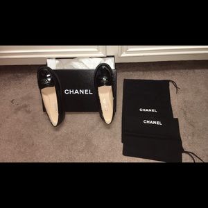 Chanel flats never been worn!