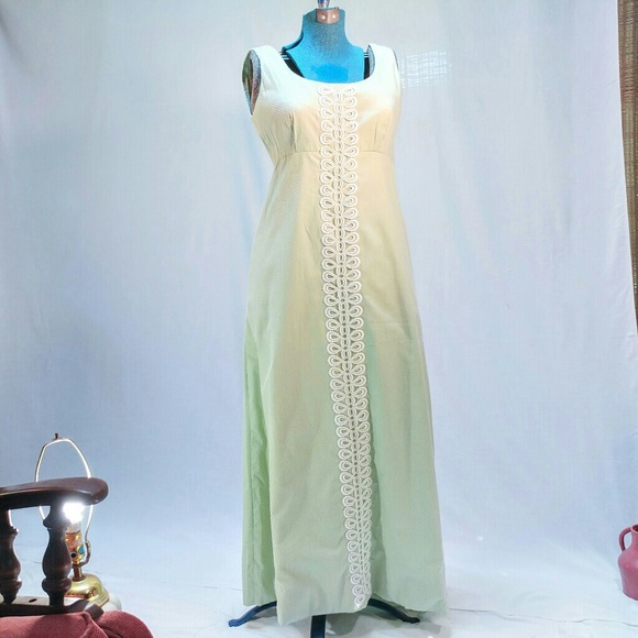 Vintage 1970s handmade green dotted swiss maxi - Picture 2 of 4