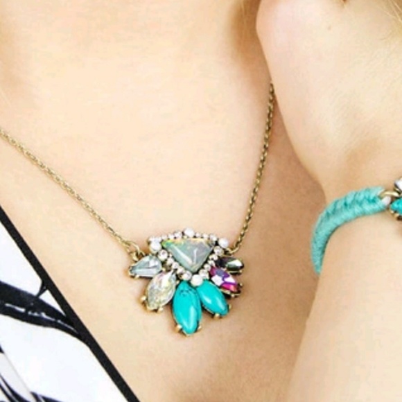 Vintage neclace - Picture 1 of 4