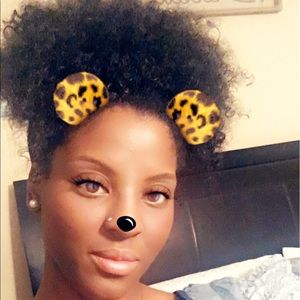 Meet your Posher, Angie