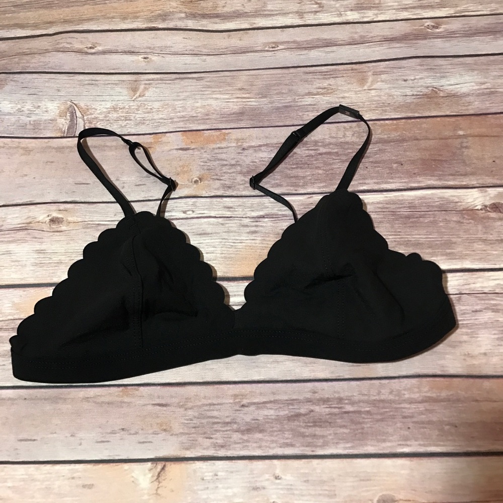 VS bralette bra size:m NWT no flaws.