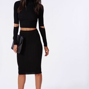 Black bodycon skirt