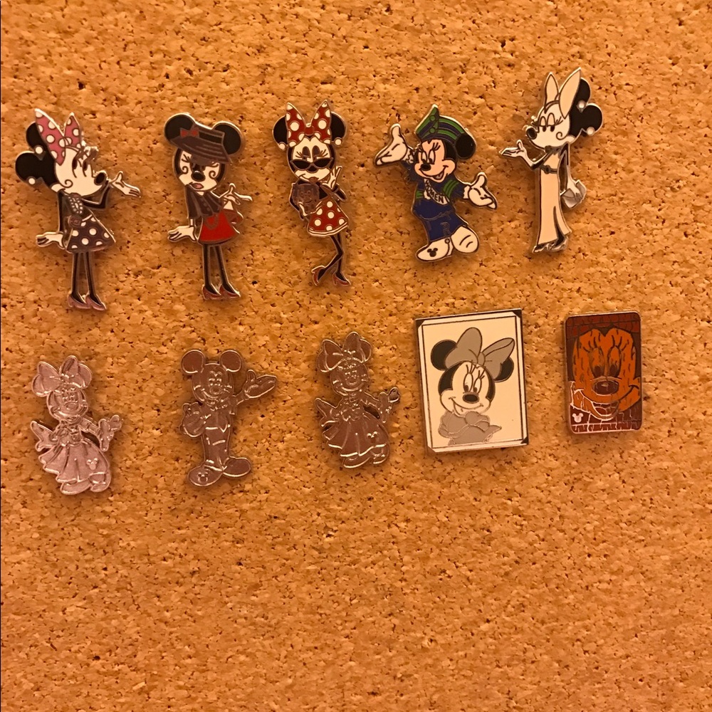 Minnie Pins
