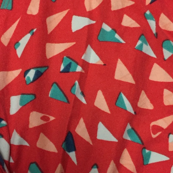 Lularoe Tall & Curvy Red Leggings w/Triangles - Picture 2 of 2