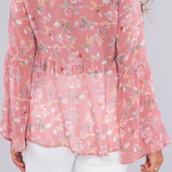 Floral bell sleeve top - Picture 4 of 4