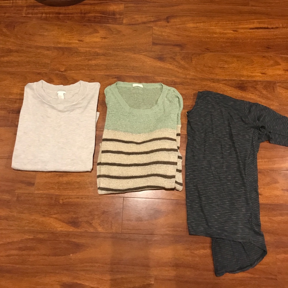 Long Sleeve Shirt Bundle. Size: M