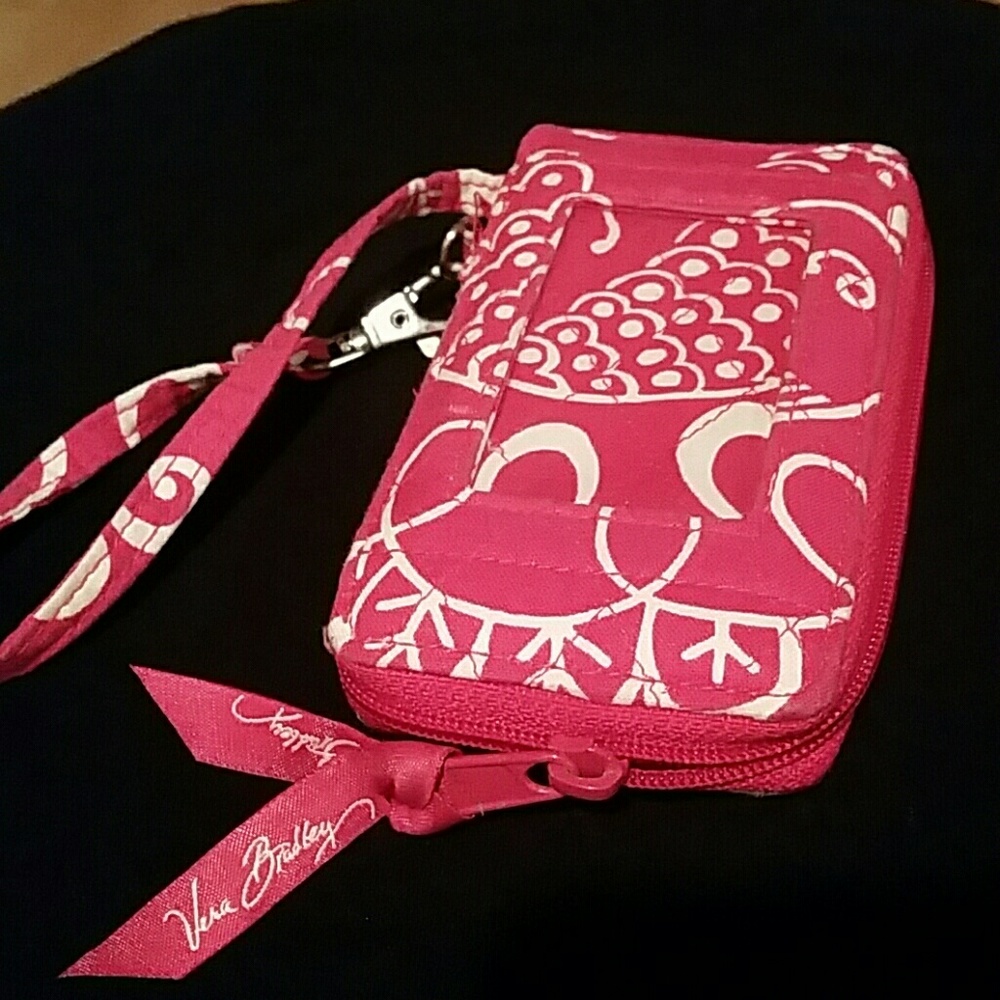 Red and white Vera Bradley all-in-one wristlet