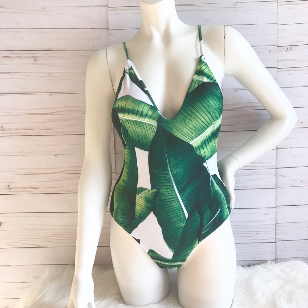 Tropical Green Leaves Strappy One Piece Monokini