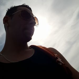 Meet your Posher, Robert