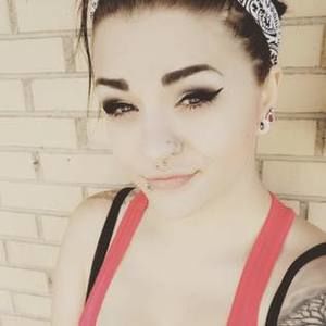 Meet your Posher, Ava