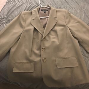 Brand new Kasper suit