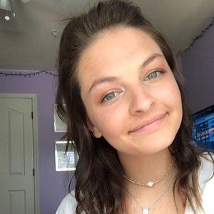 Meet your Posher, Cambryn