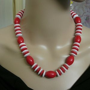 VINTAGE Red White Bead Necklace