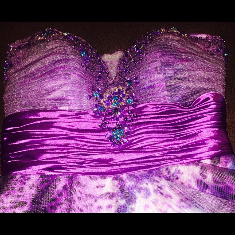 Prom Dress! - Picture 2 of 4