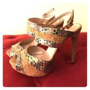 Vince Camuto size 8 brand new never worn