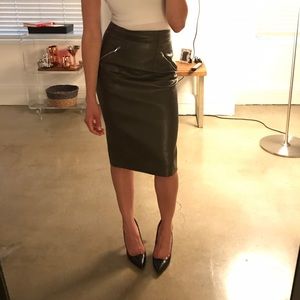 ZARA olive vegan leather below knee-pencil skirt