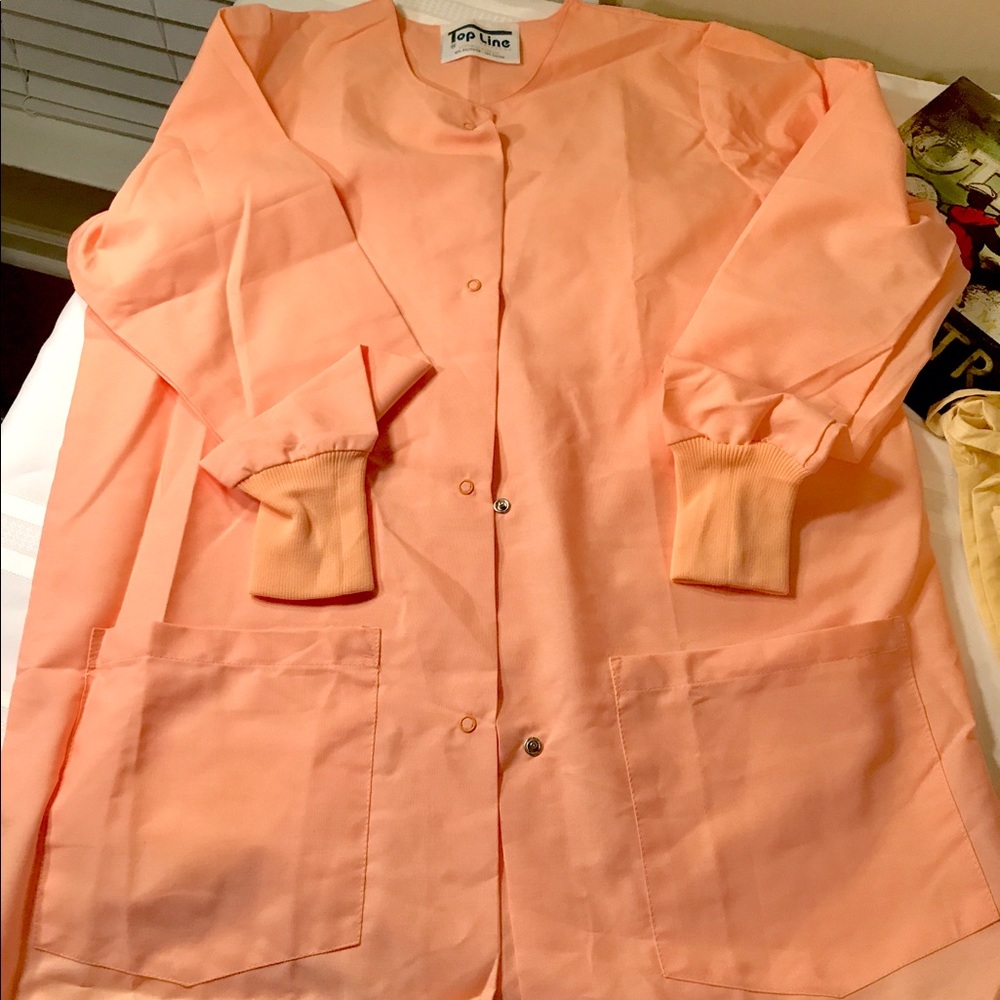 Corral scrub jacket 👩🏻‍🔬✴️ ( S)
