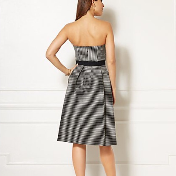 New York & Company Dresses - Strapless Flirty Number New York & Company Dresses - Strapless Flirty Number