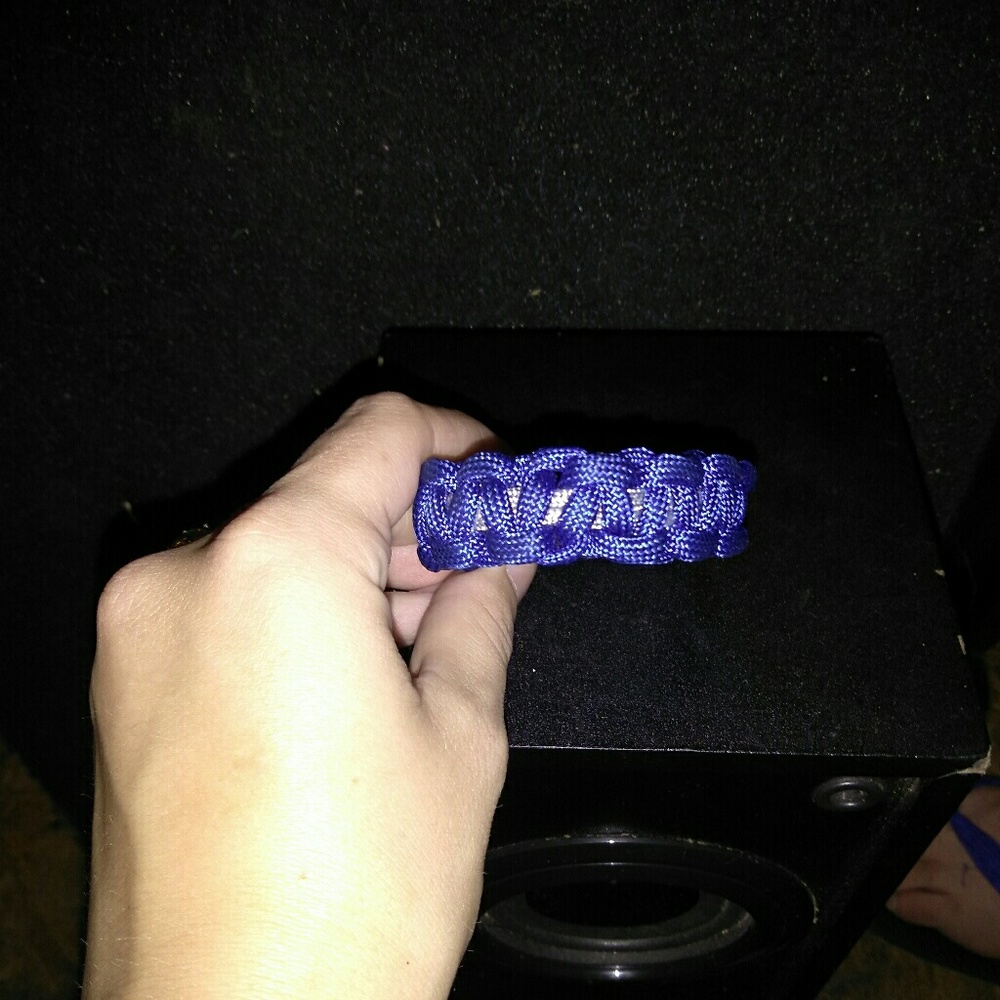 Paracord bracelet
