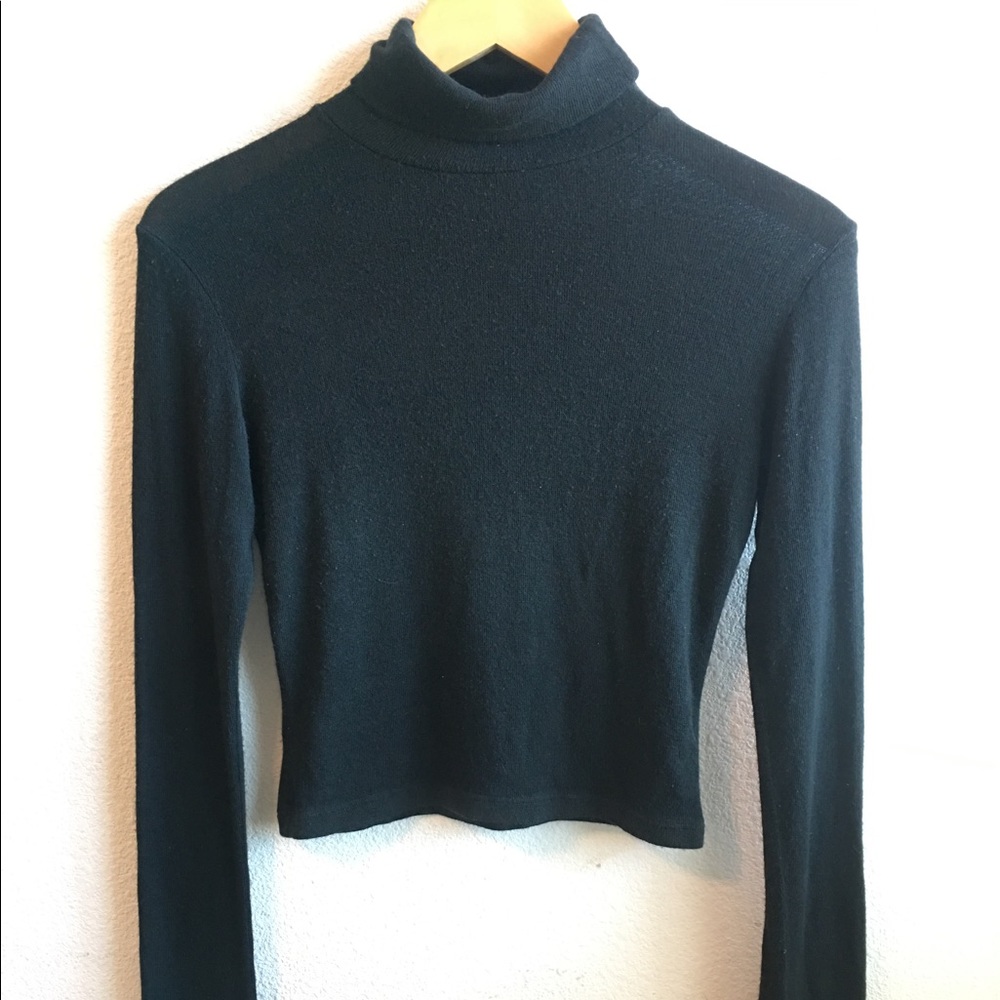 Brandy Melville Cropped Black Turtleneck